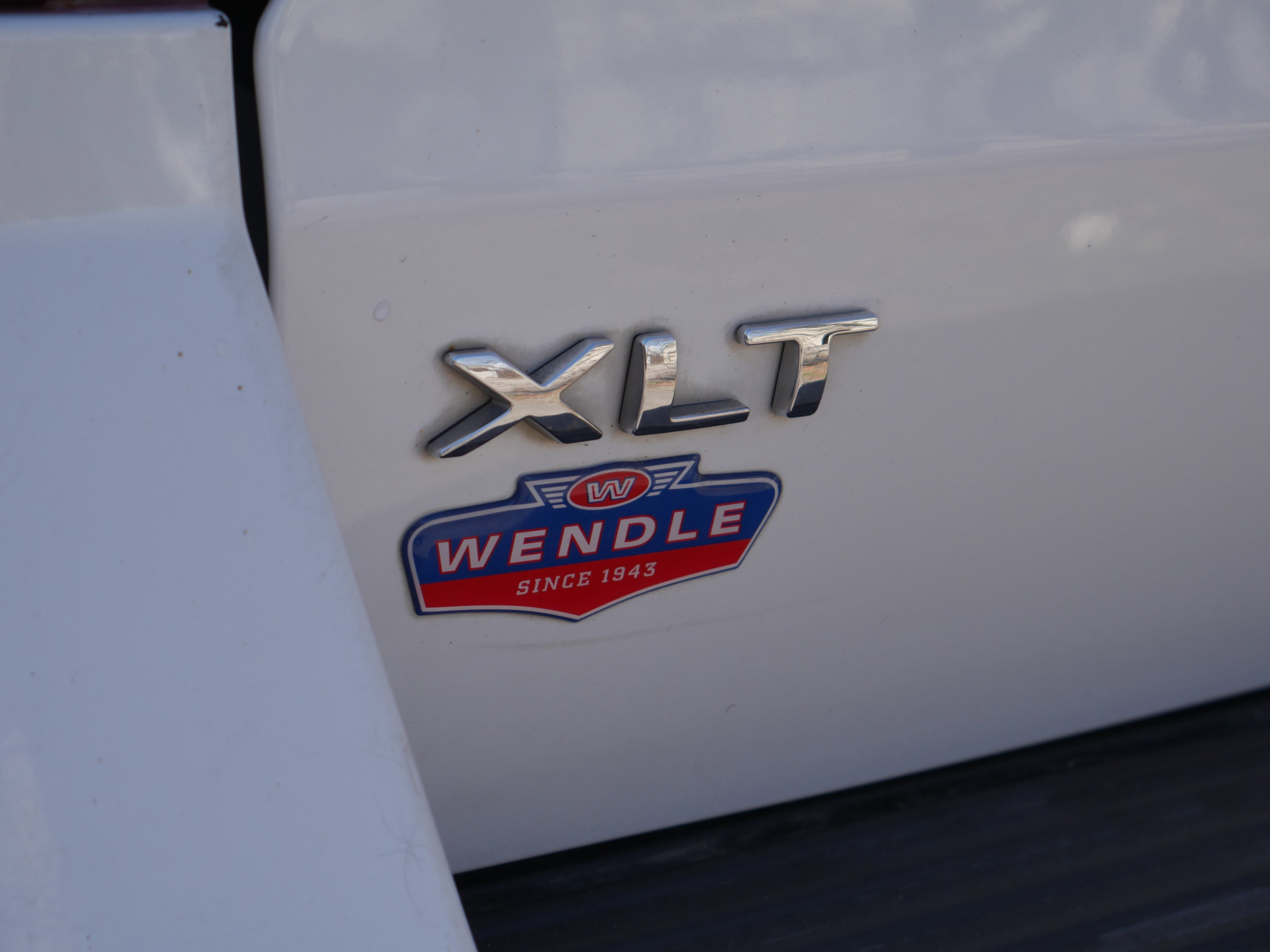 Used 2019 Ford Expedition XLT w/ Equipment Group 201A AWD/4WD image 19