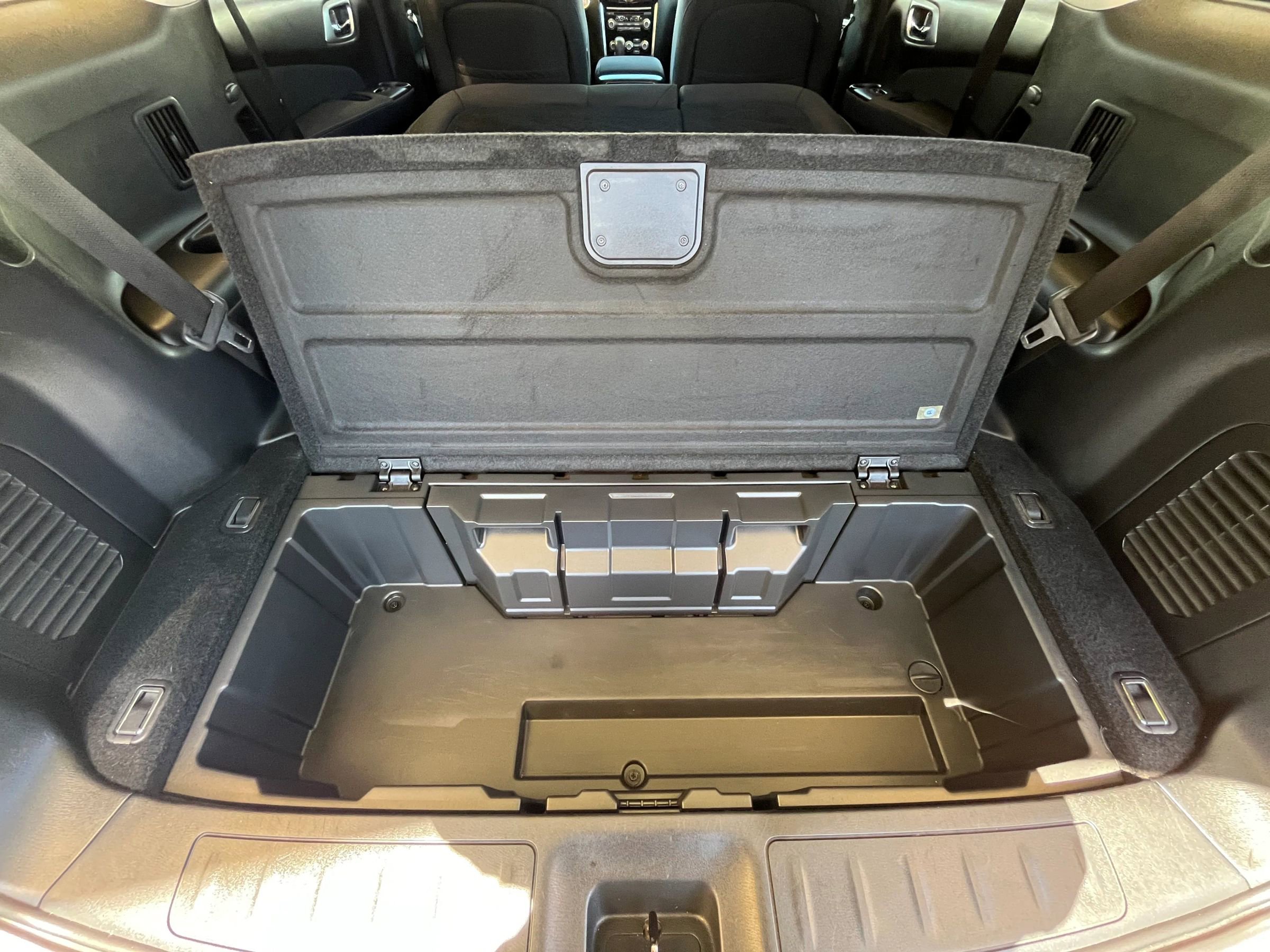 Used 2017 Nissan Pathfinder SV w/ Trailer Tow Package image 30