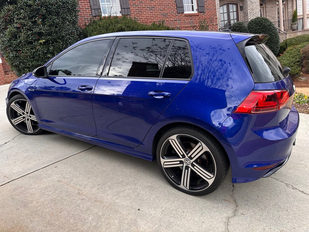 Used 2015 Volkswagen Golf R 4-Door image 7