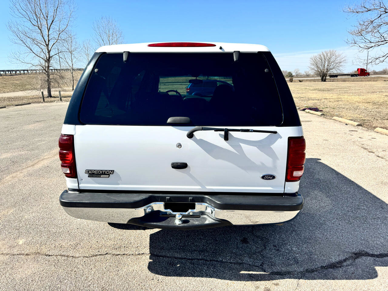 Used 2002 Ford Expedition XLT image 8