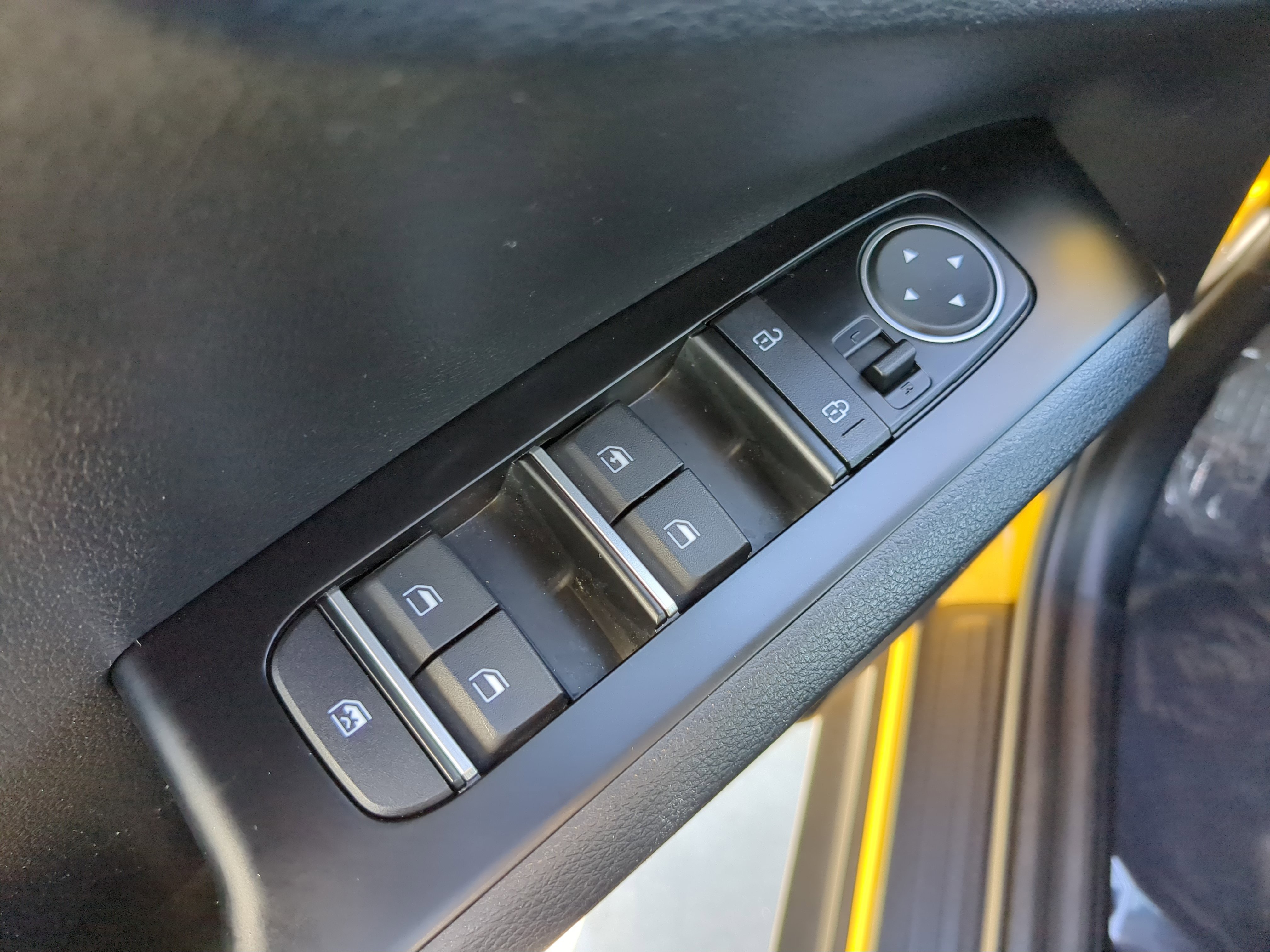 Certified 2020 Kia Soul S image 16