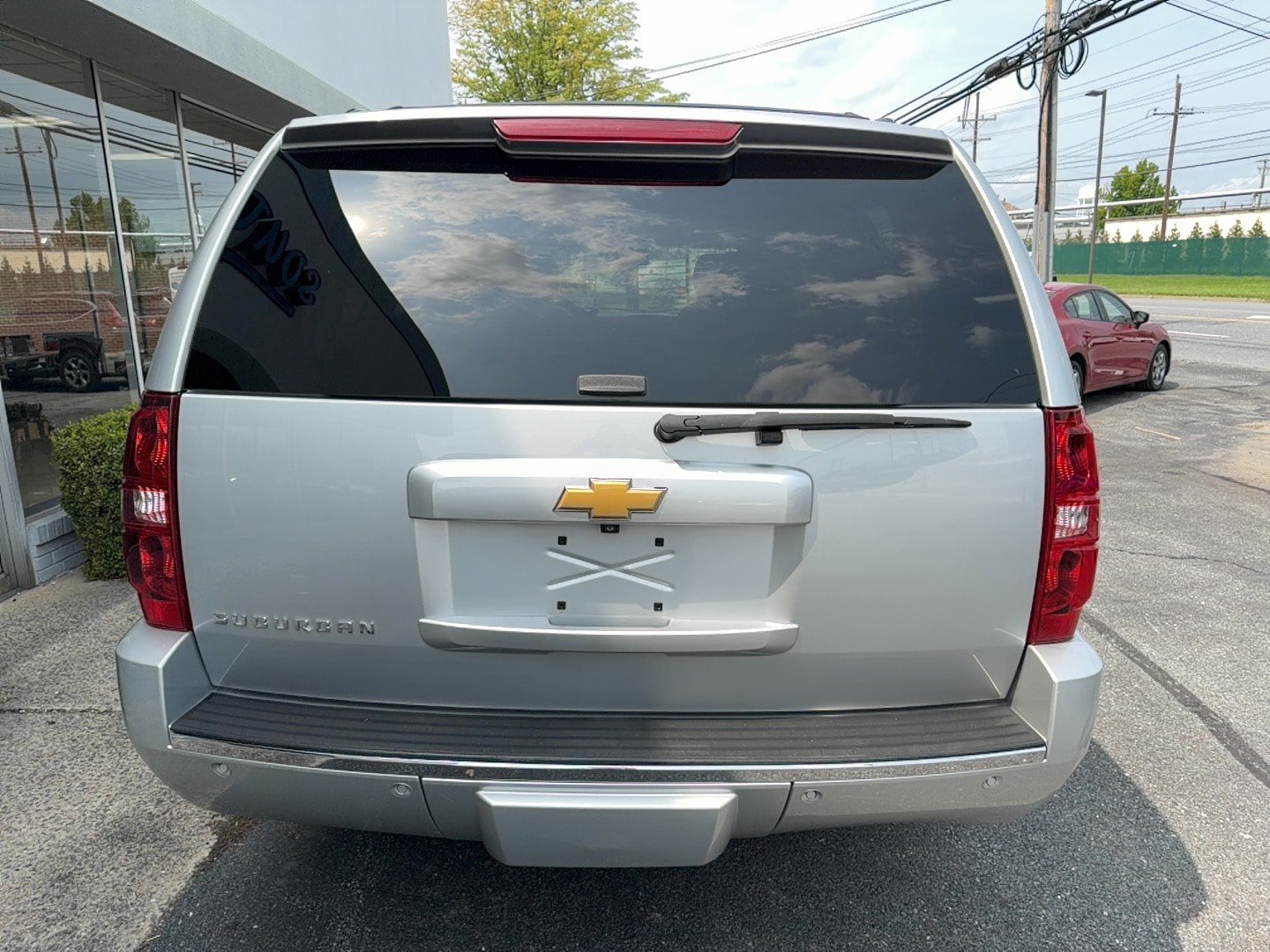 Used 2014 Chevrolet Suburban LTZ AWD/4WD image 28