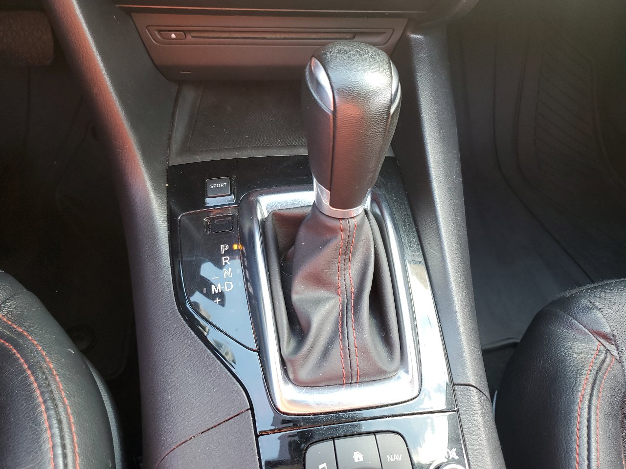 Used 2014 MAZDA MAZDA3 s Grand Touring image 28