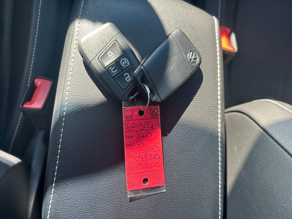 Used 2022 Volkswagen Tiguan SE image 56