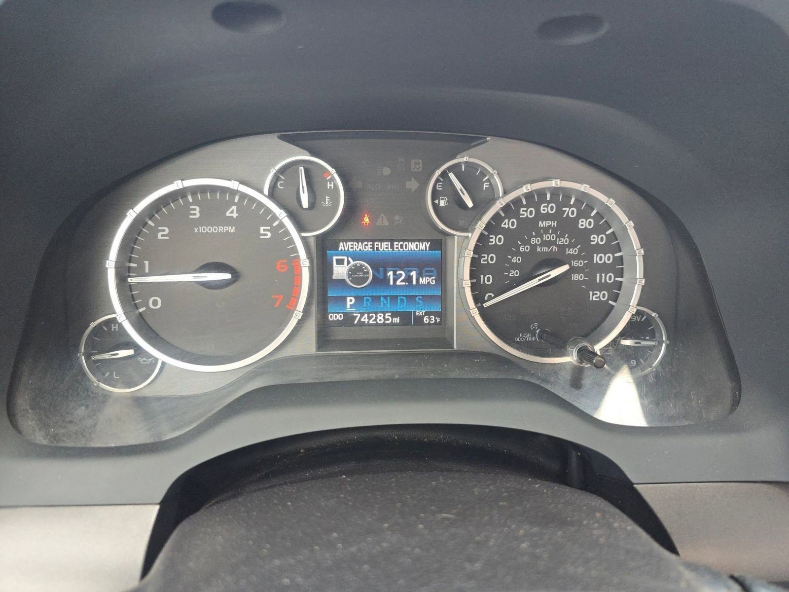 Used 2017 Toyota Tundra SR5 w/ SR5 Upgrade Package image 18