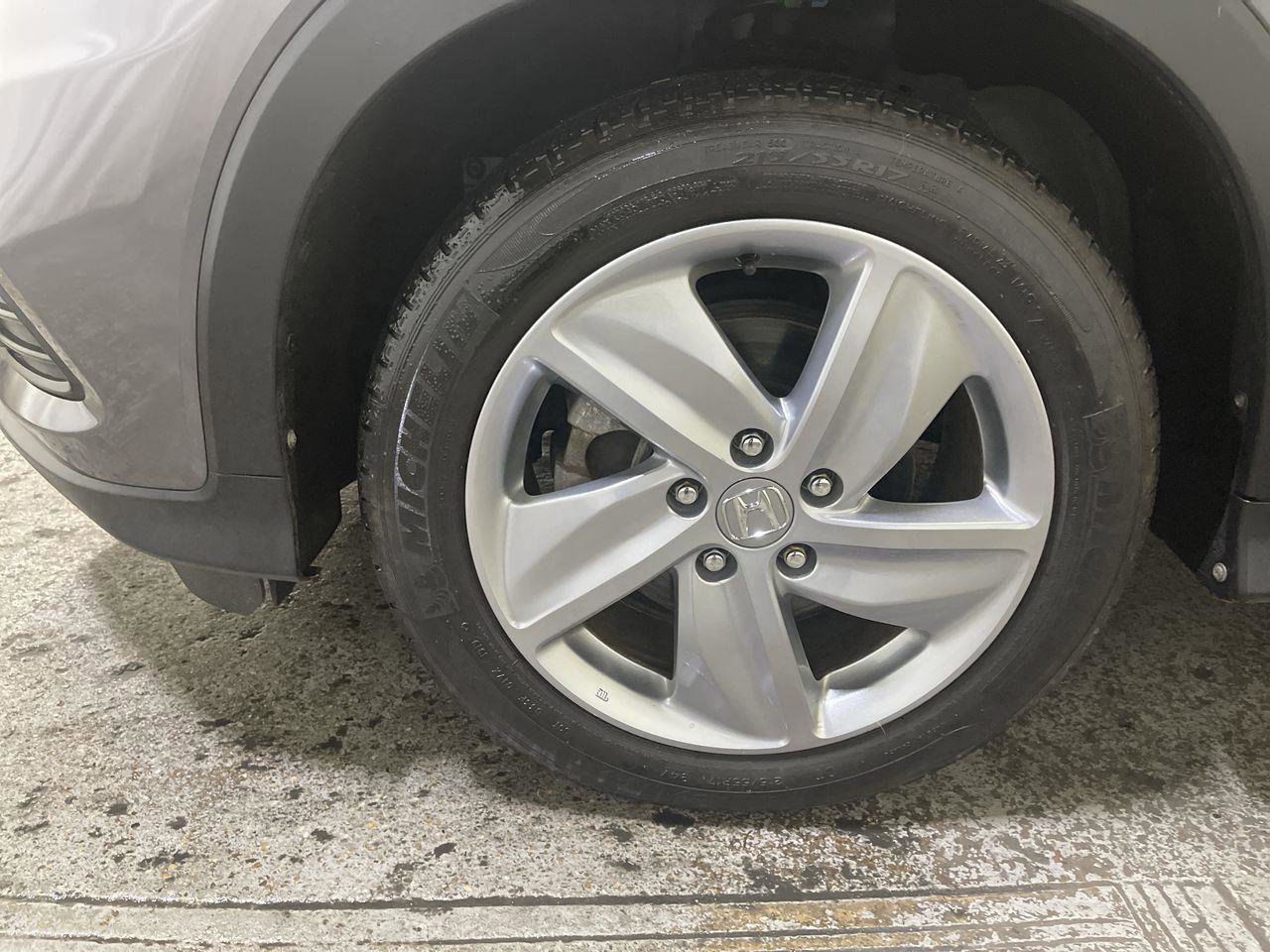 Used 2019 Honda HR-V EX image 10