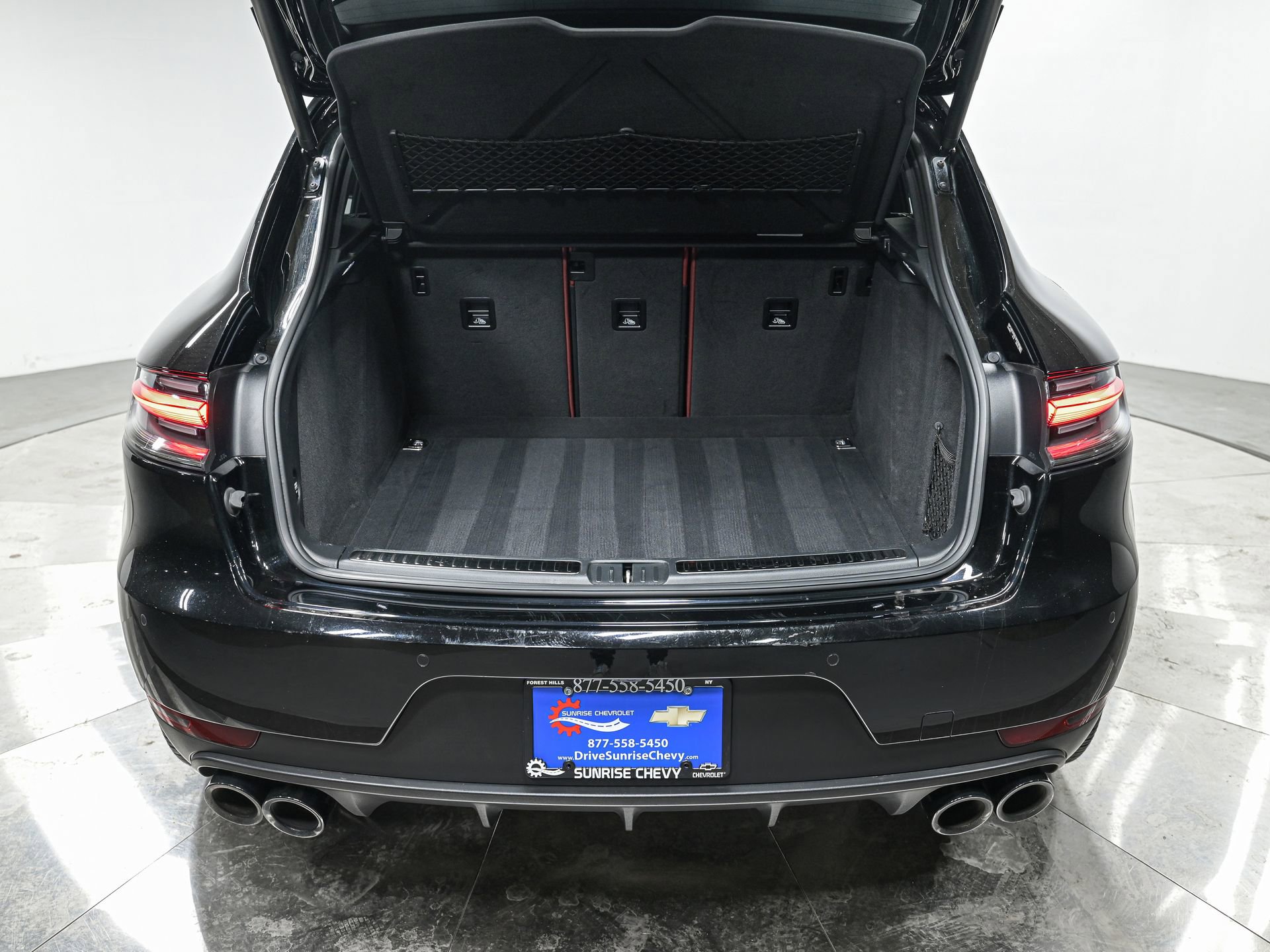 Used 2020 Porsche Macan S image 6