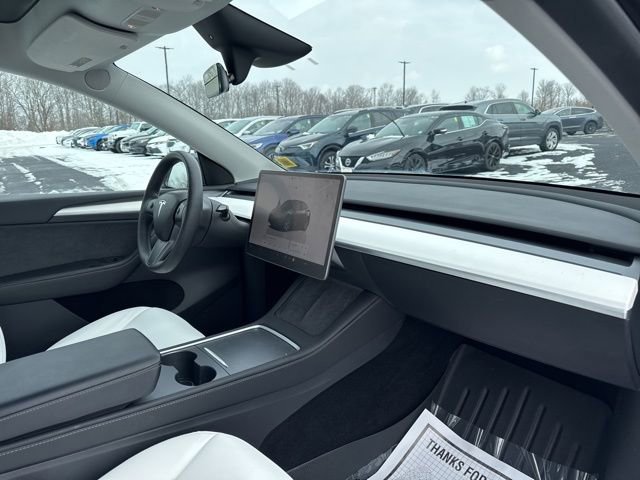 Used 2023 Tesla Model Y Long Range image 10