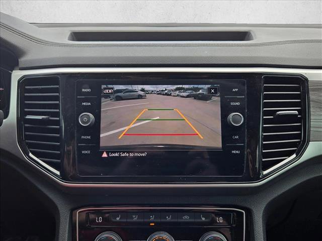 Used 2022 Volkswagen Atlas Cross Sport SE w/ Panoramic Sunroof Package FWD image 14