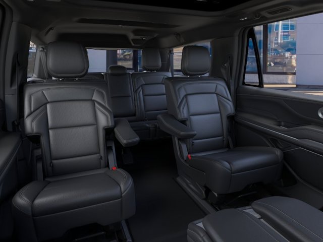 New 2026 Lincoln Navigator L Reserve w/ Jet Appearance Package AWD/4WD image 12