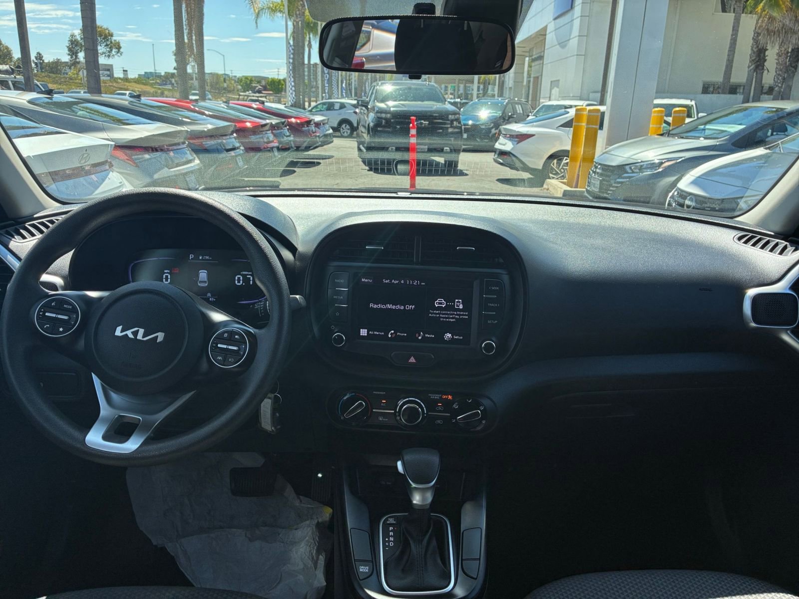 Used 2025 Kia Soul LX w/ LX Technology Package image 31