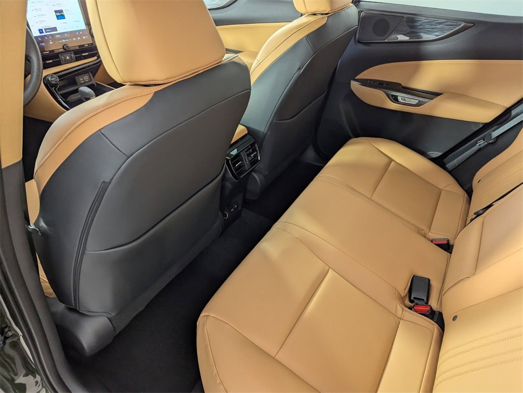 Used 2024 Lexus NX 250 FWD w/ Premium Package image 15