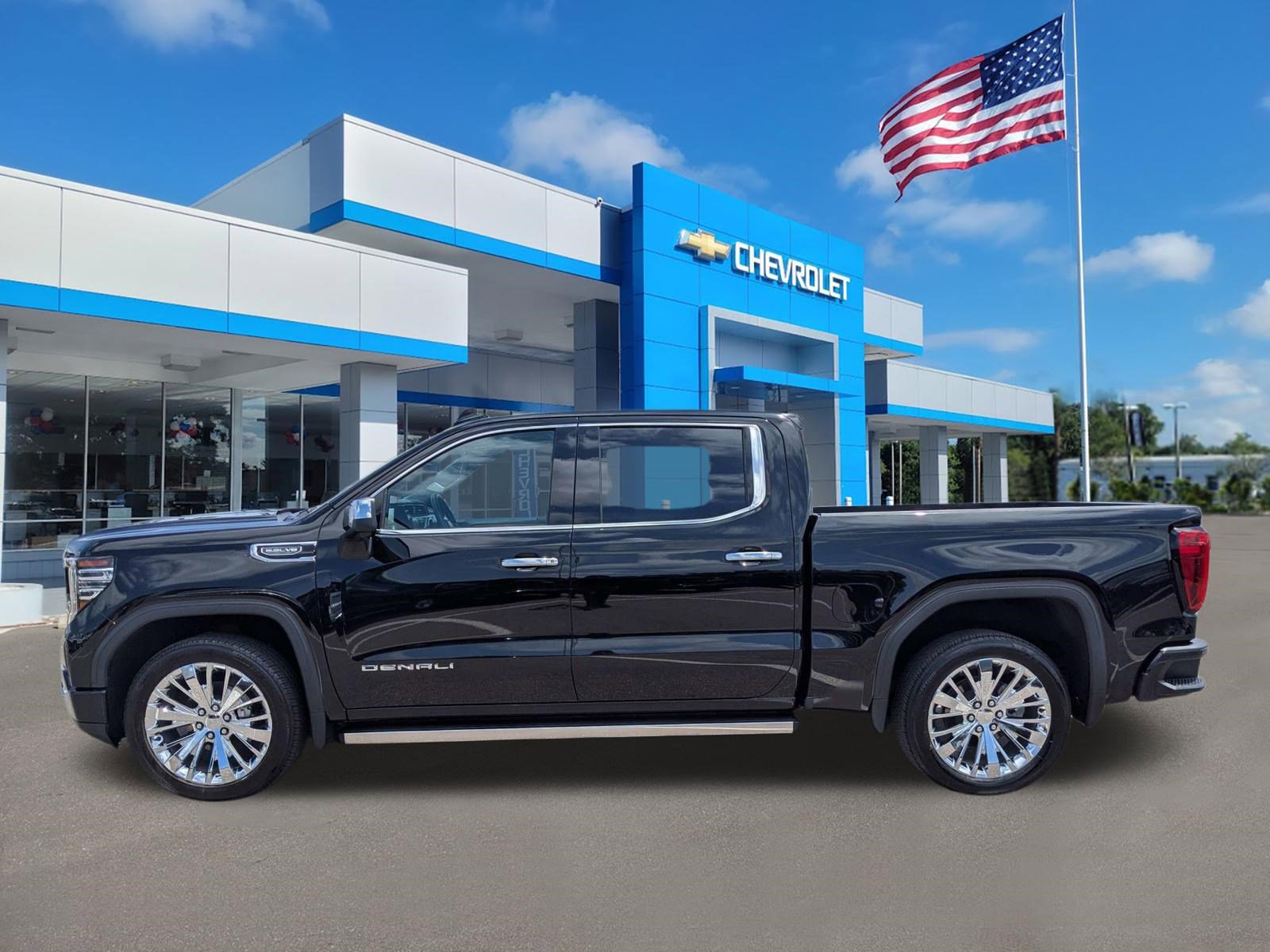 Used 2023 GMC Sierra 1500 Denali w/ Denali Reserve Package RWD image 7