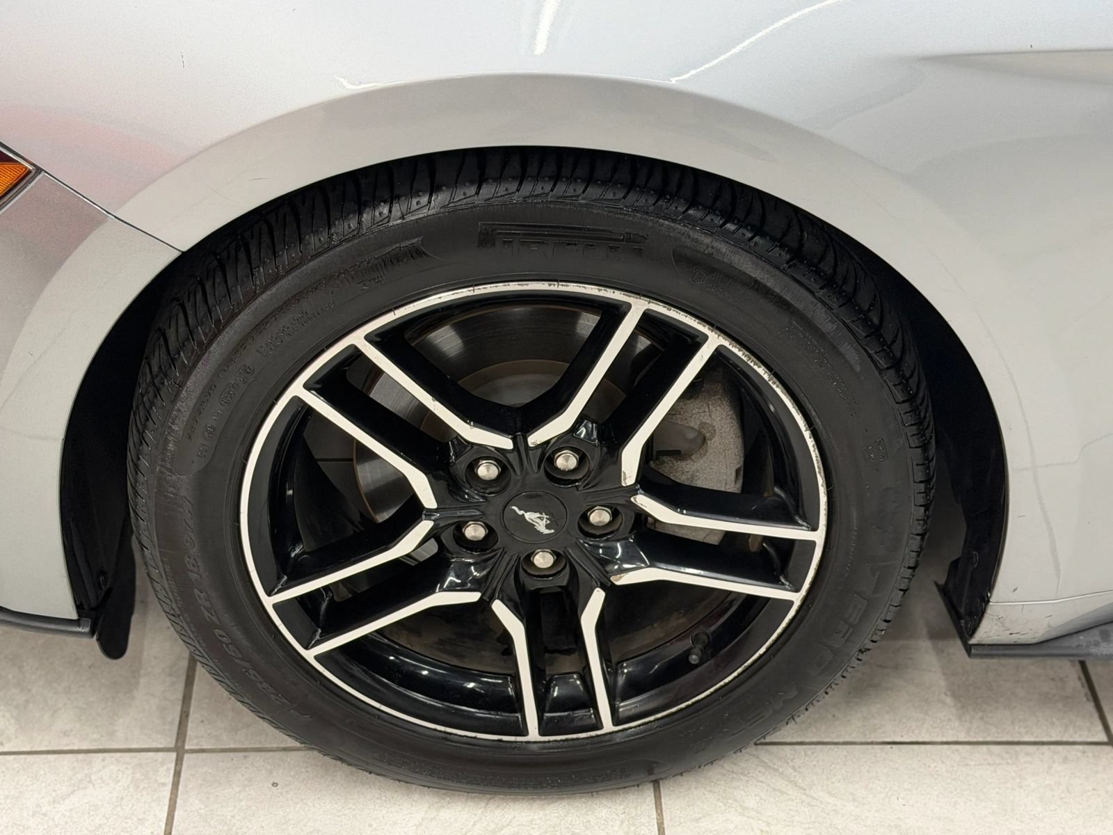 Used 2020 Ford Mustang Premium RWD image 28
