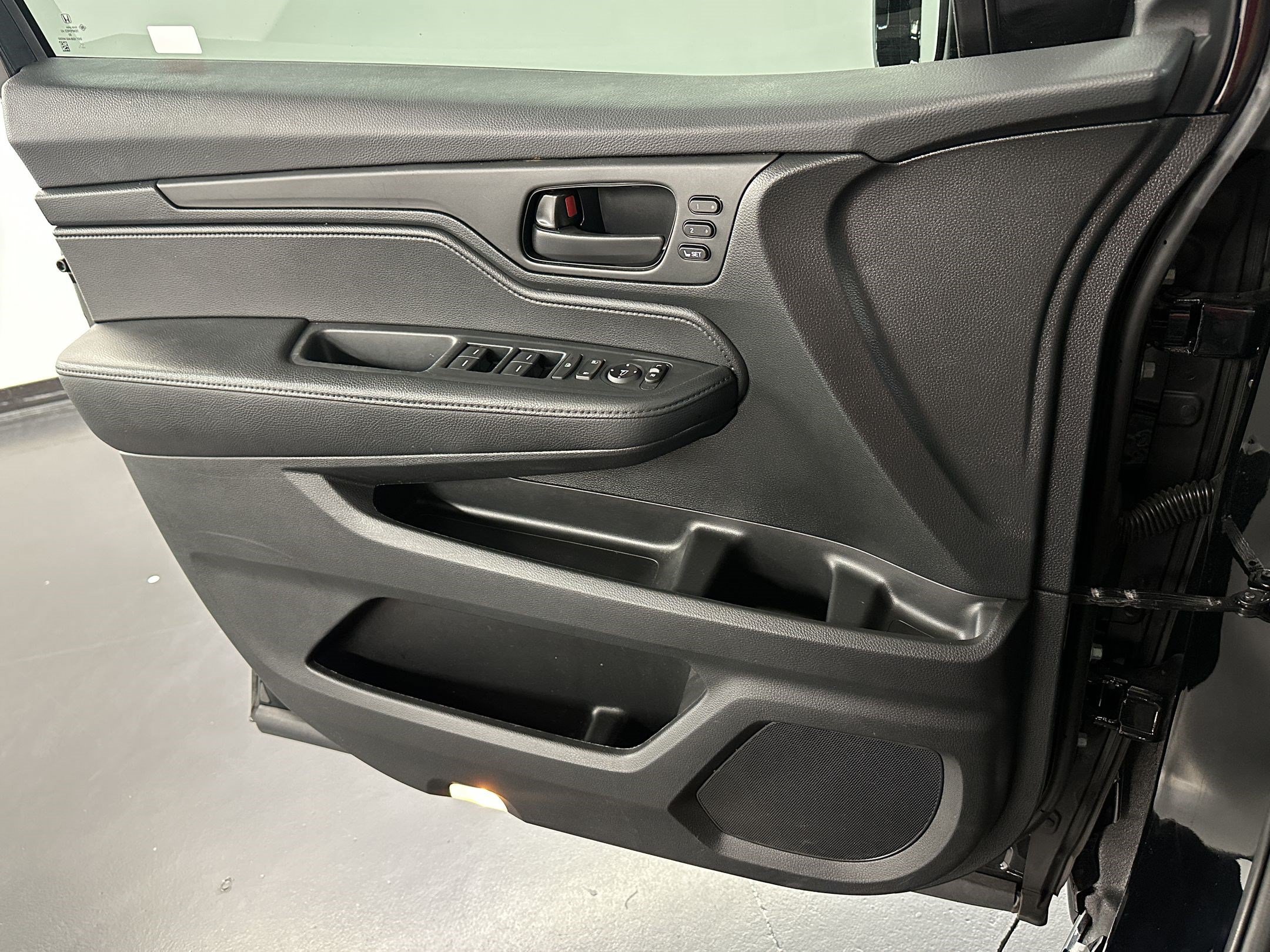 Certified 2024 Honda Odyssey Sport image 14