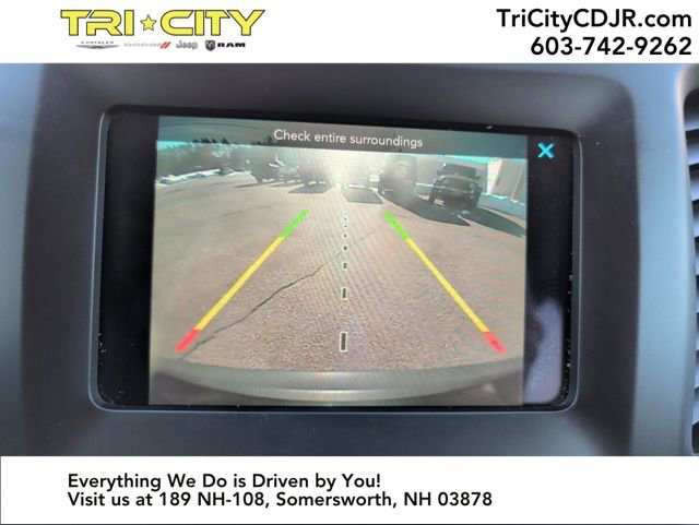 Used 2019 Jeep Cherokee Latitude Plus w/ Comfort/Convenience Group image 28