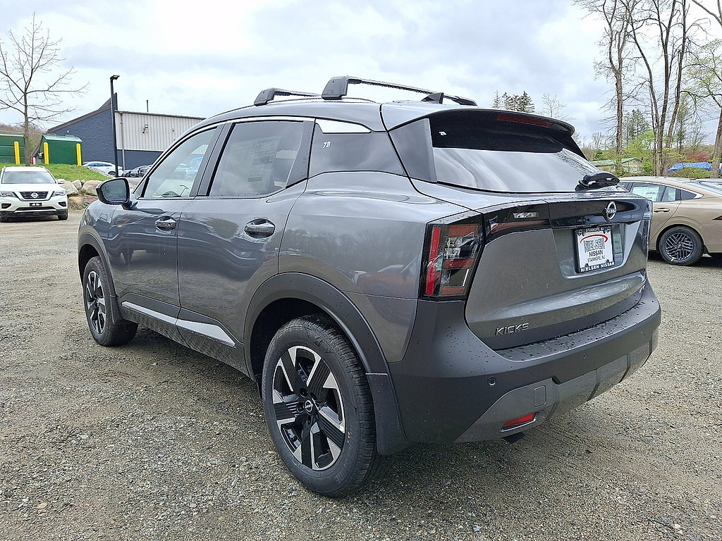 New 2026 Nissan Kicks SV w/ Interior Electronics Package AWD/4WD image 3