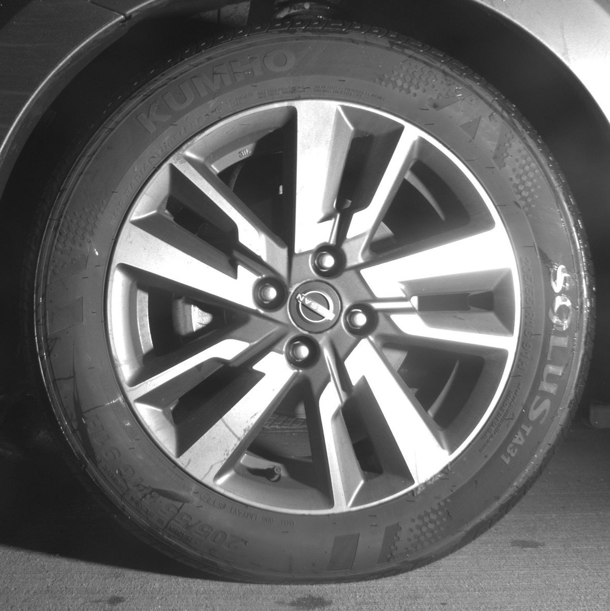 Used 2025 Nissan Versa SV image 12