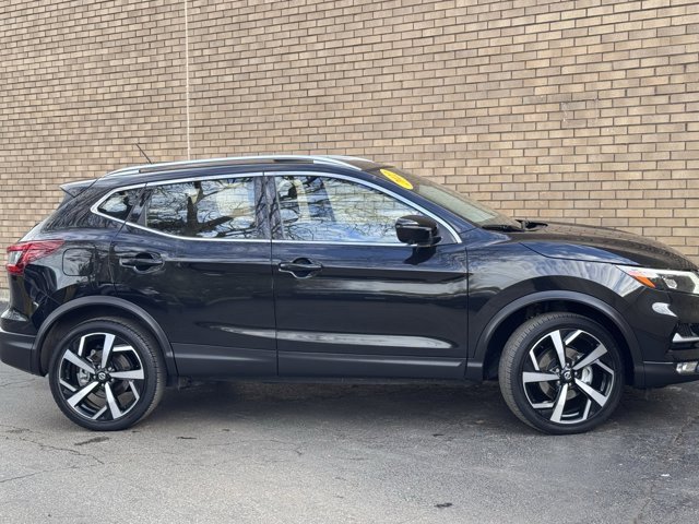 Used 2022 Nissan Rogue Sport SL w/ Premium Package image 6