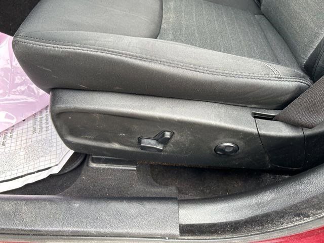 Used 2019 Chrysler 300 Touring w/ Sport Appearance Package image 14