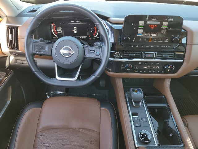 Used 2022 Nissan Pathfinder Platinum w/ Cargo Package AWD/4WD image 13