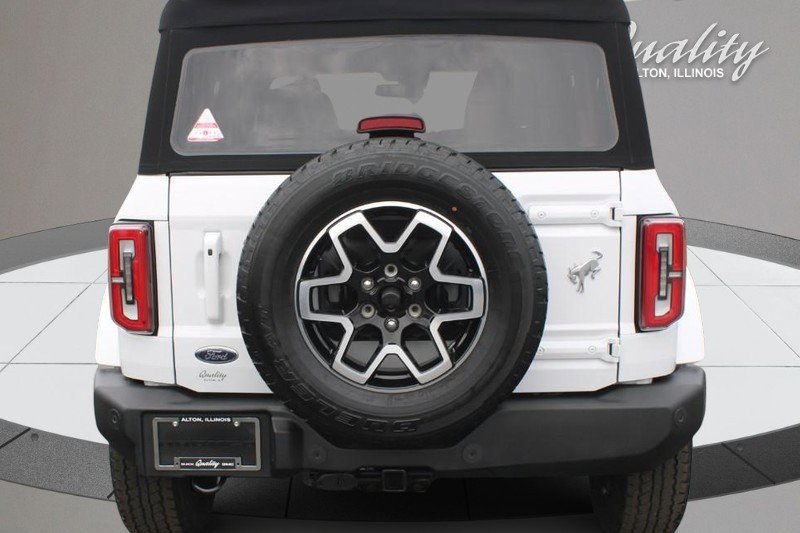 Used 2023 Ford Bronco Outer Banks image 5