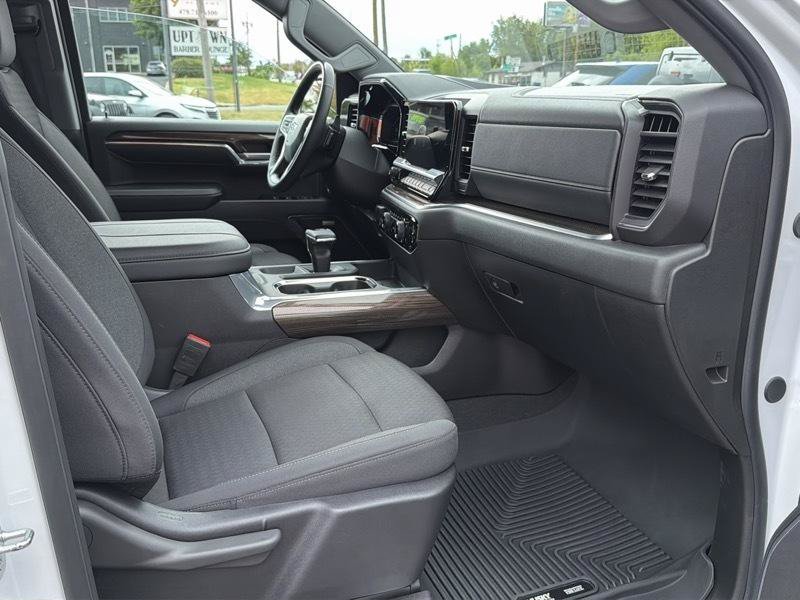 Used 2024 Chevrolet Silverado 1500 RST w/ Convenience Package II AWD/4WD image 5