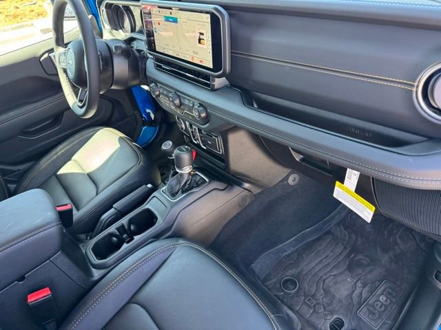 New 2026 Jeep Gladiator Sport AWD/4WD image 25