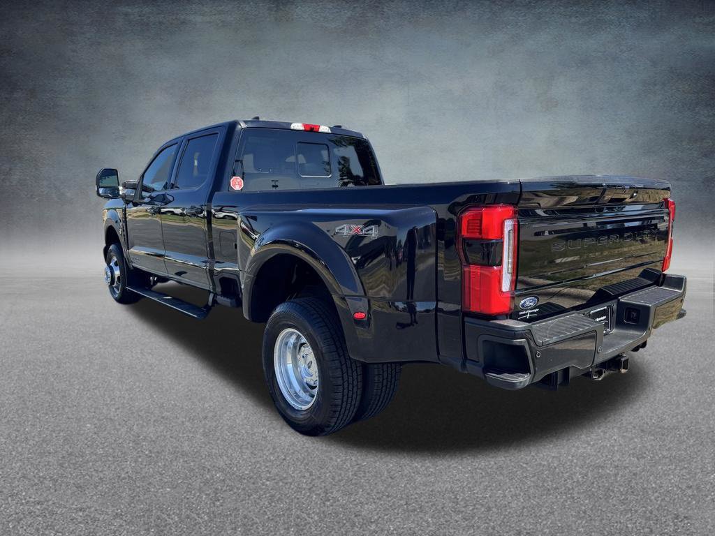 Used 2025 Ford F350 Platinum AWD/4WD image 4