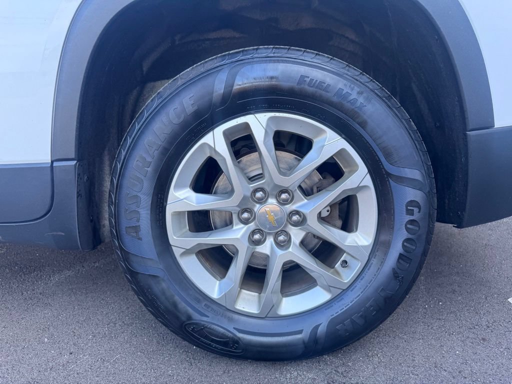 Used 2019 Chevrolet Traverse LT w/ LPO, Floor Liner Package AWD/4WD image 24