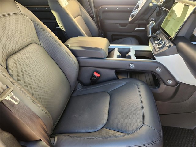 New 2026 Land Rover Defender 110 S image 10