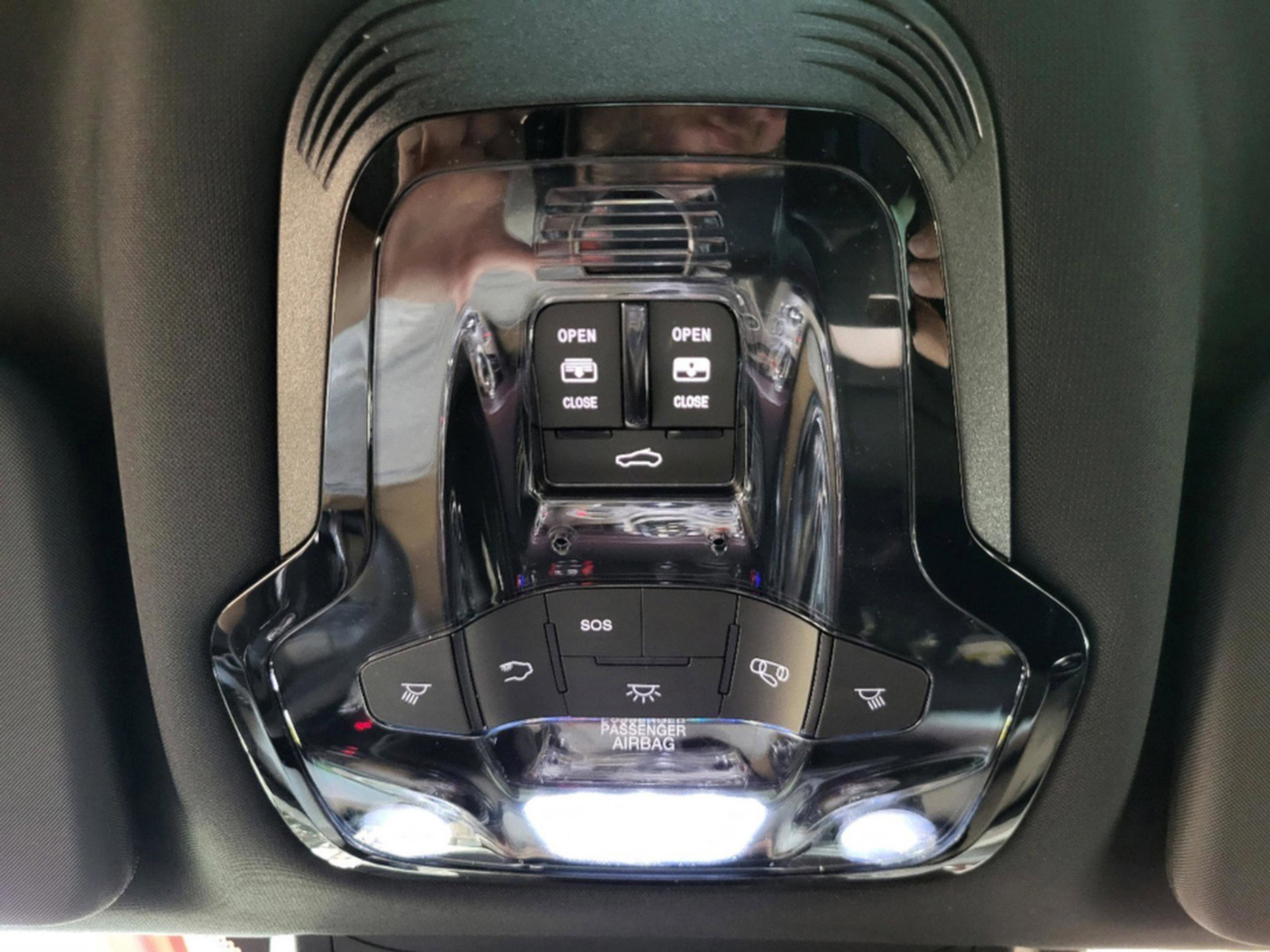 New 2025 Alfa Romeo Stelvio Sprint image 59