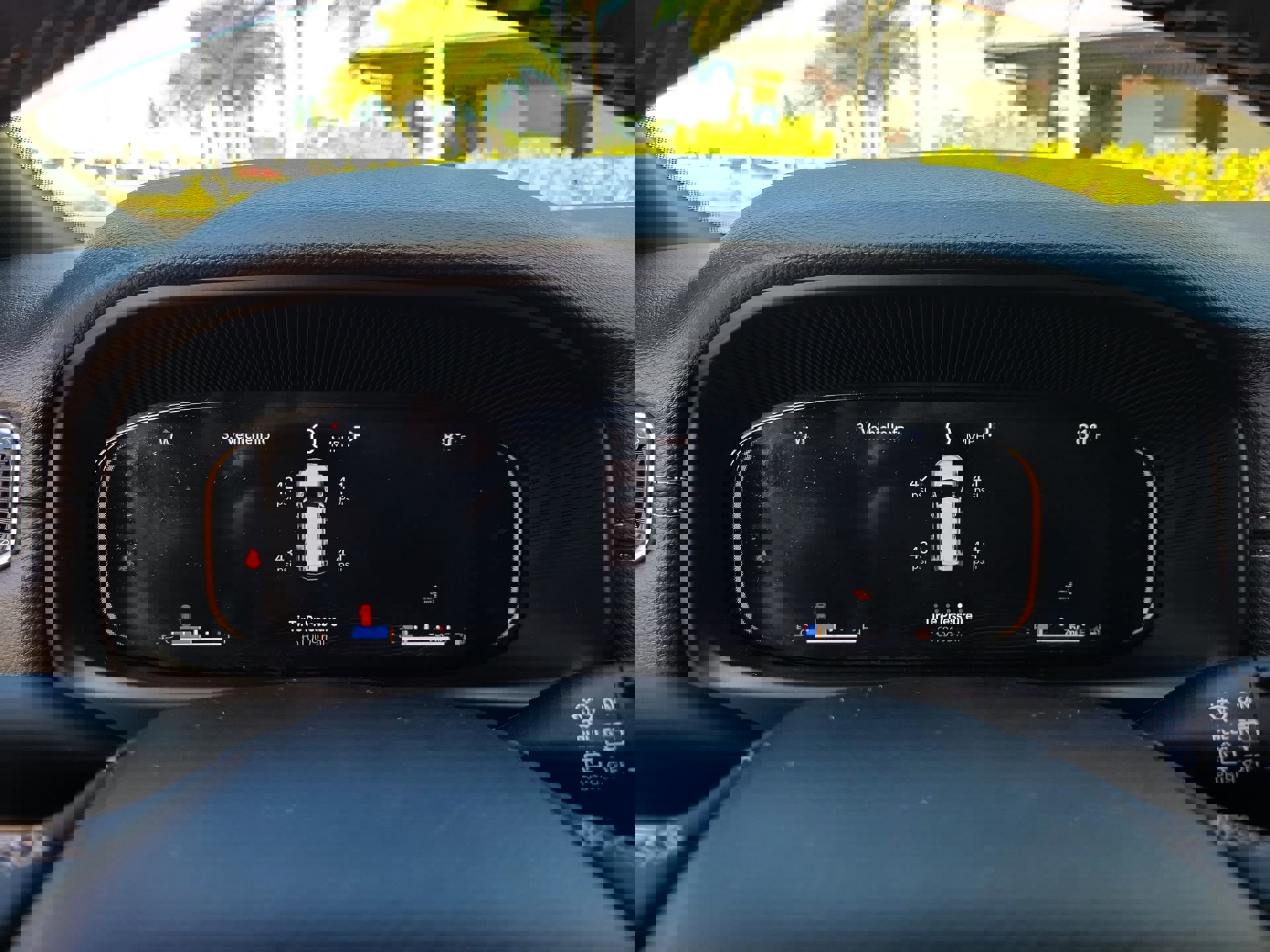 Used 2024 Jeep Wagoneer Series III AWD/4WD image 30