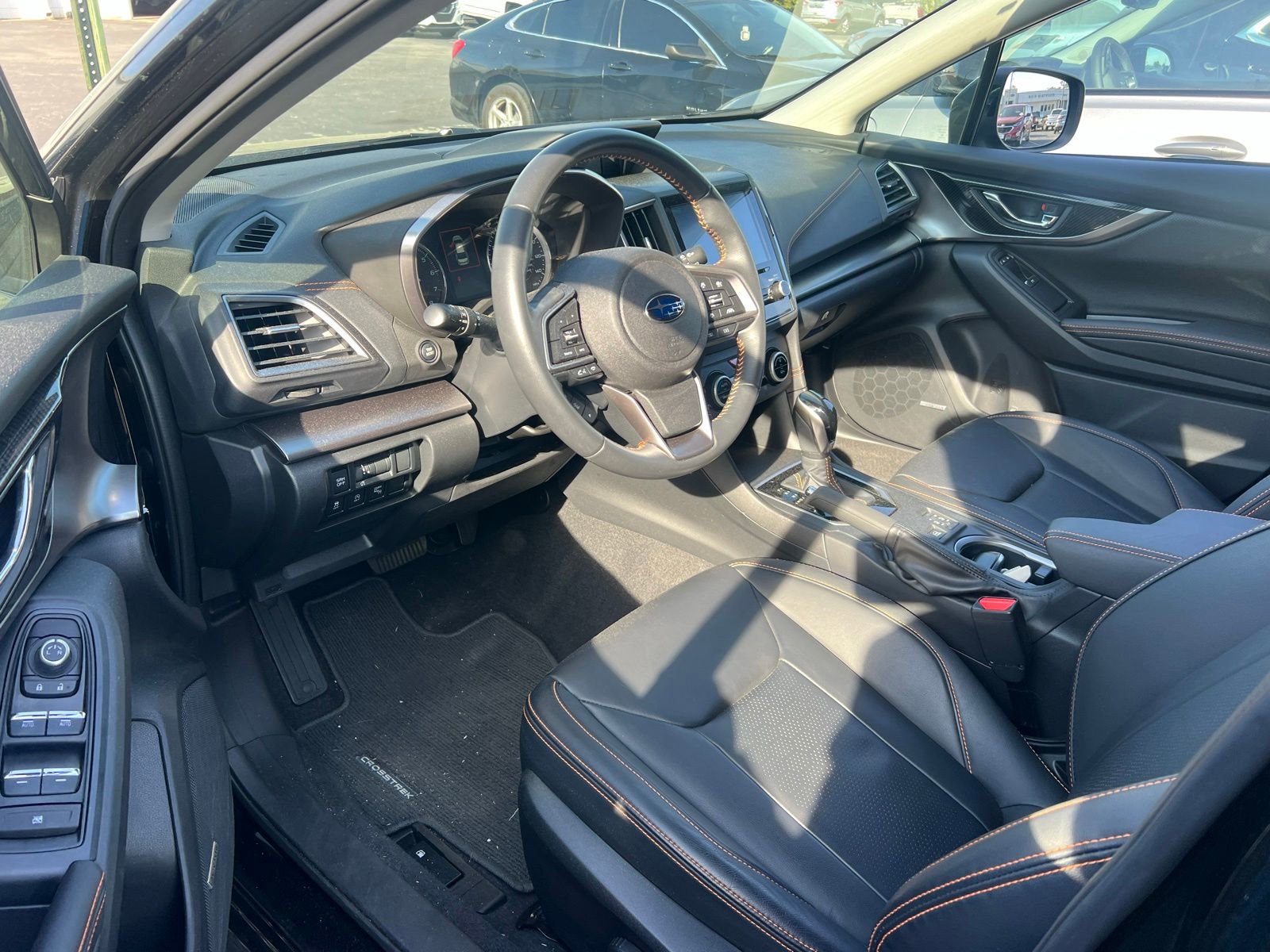 Used 2020 Subaru Crosstrek 2.0i Limited w/ Moonroof Package w/Navigation AWD/4WD image 17