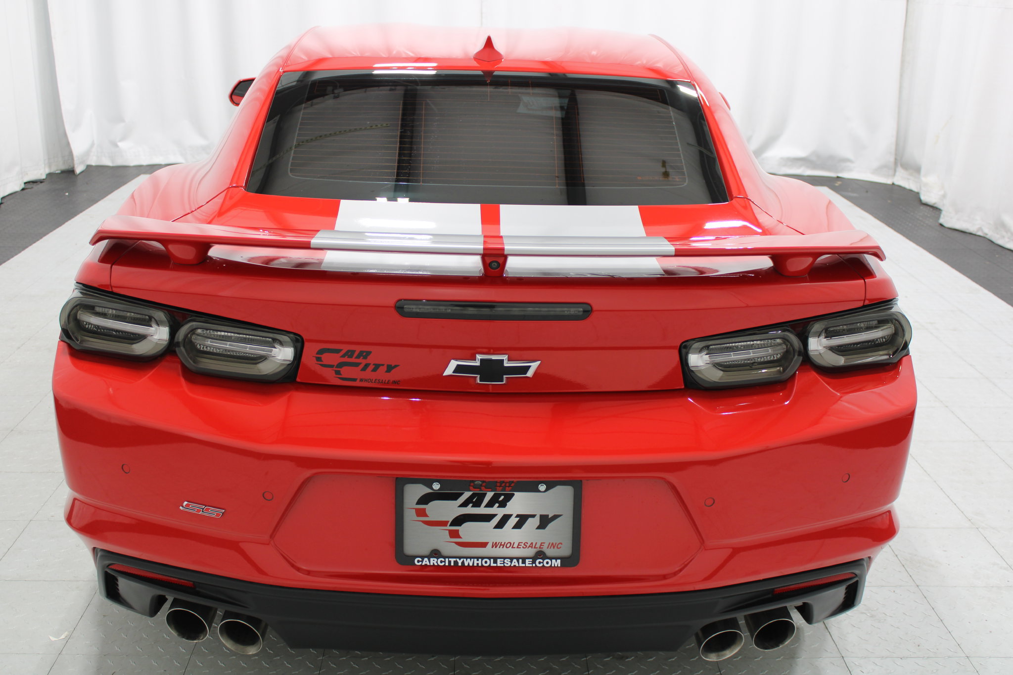 Used 2019 Chevrolet Camaro SS RWD image 6