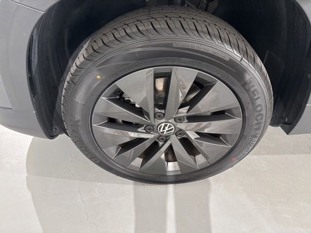 Used 2023 Volkswagen Taos S FWD image 5