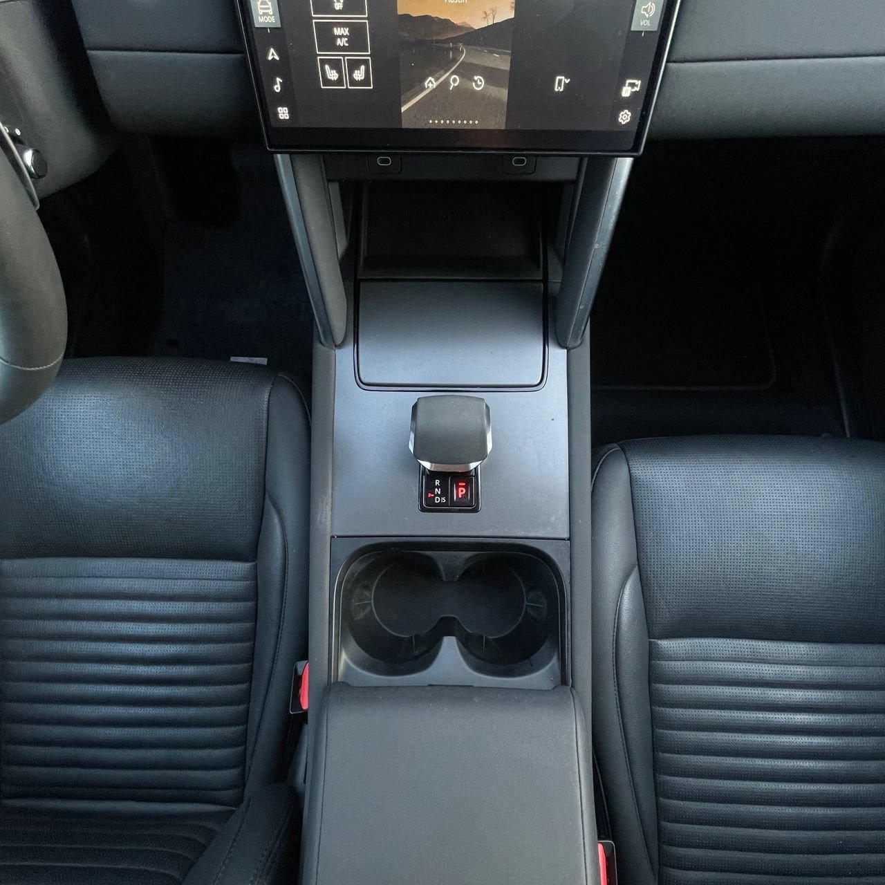 Used 2024 Land Rover Discovery Sport S AWD/4WD image 19