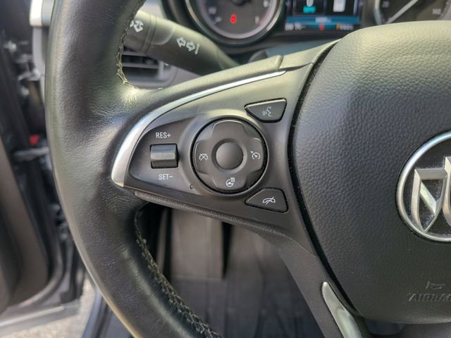 Used 2020 Buick Envision Essence w/ Experience Buick Package FWD image 11