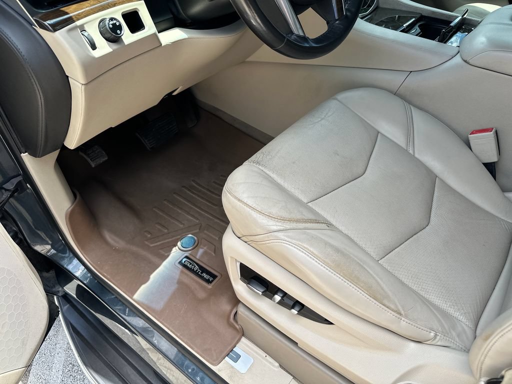 Used 2020 Cadillac Escalade ESV Luxury RWD image 21
