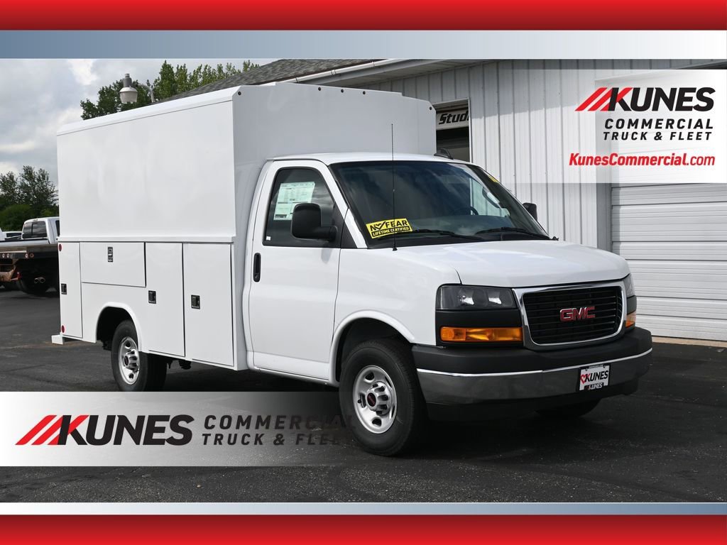 New 2025 GMC Savana 3500 w/ Power Convenience Package RWD image 1