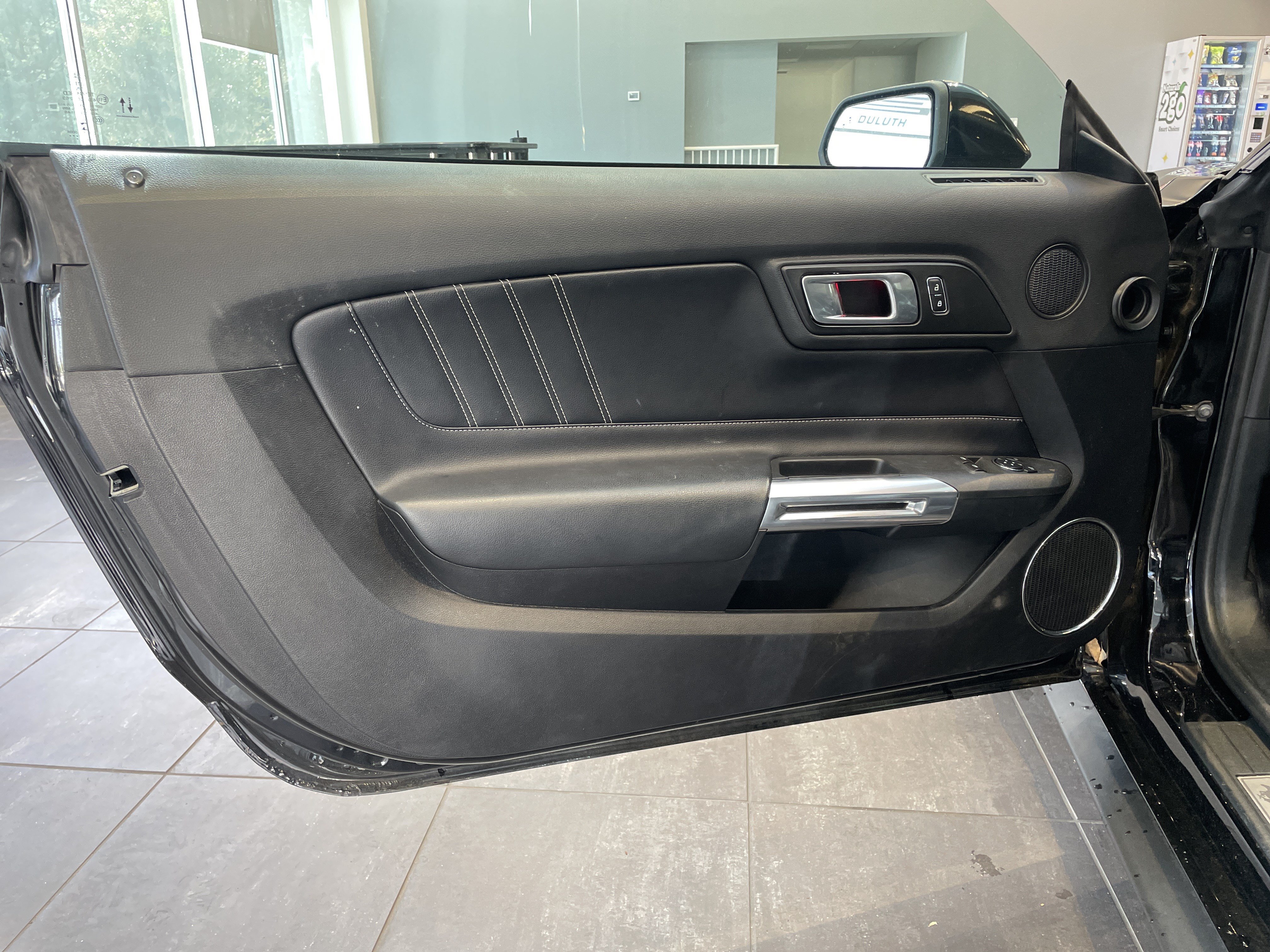 Used 2022 Ford Mustang GT Premium RWD image 13