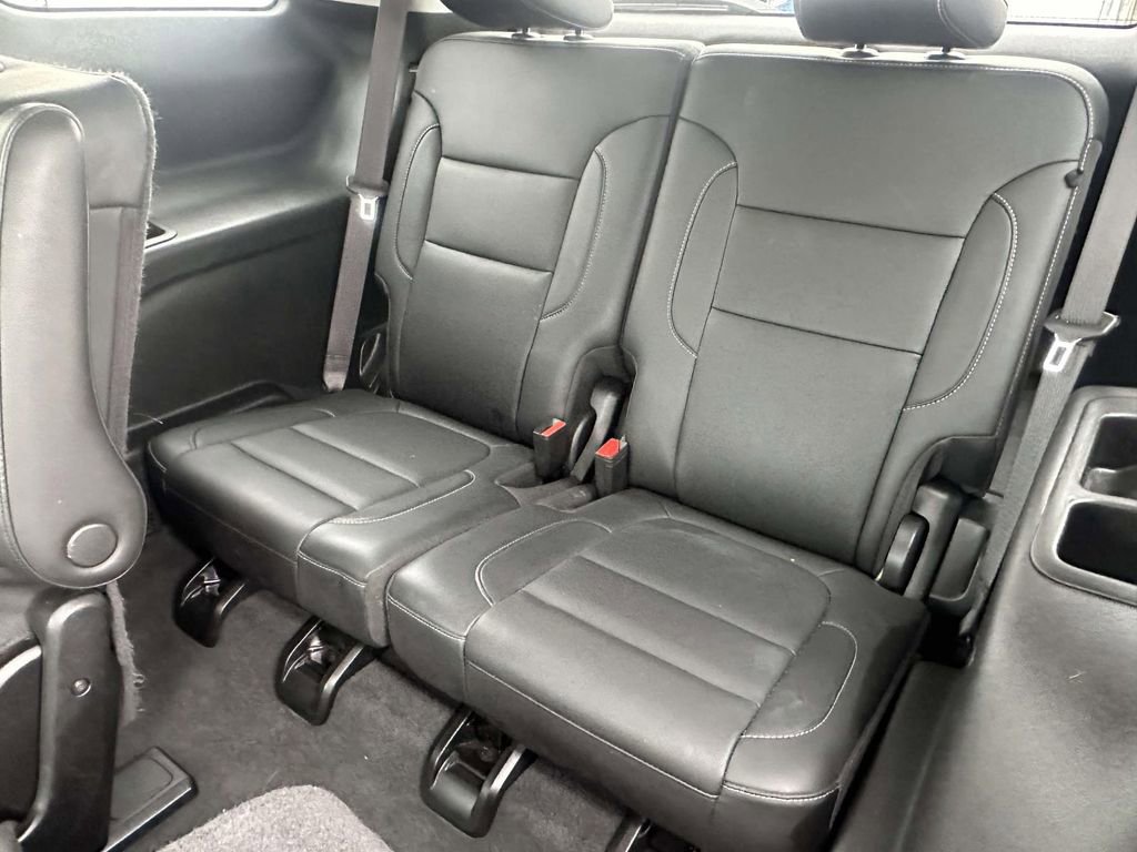 Certified 2023 GMC Acadia SLT w/ Elevation Edition image 12