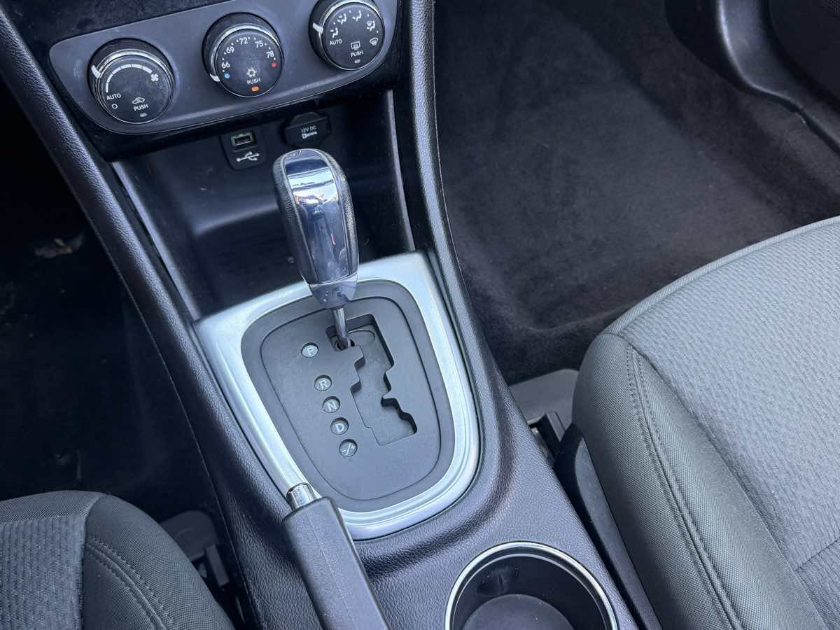 Used 2011 Chrysler 200 Touring w/ Cold Weather Group FWD image 20