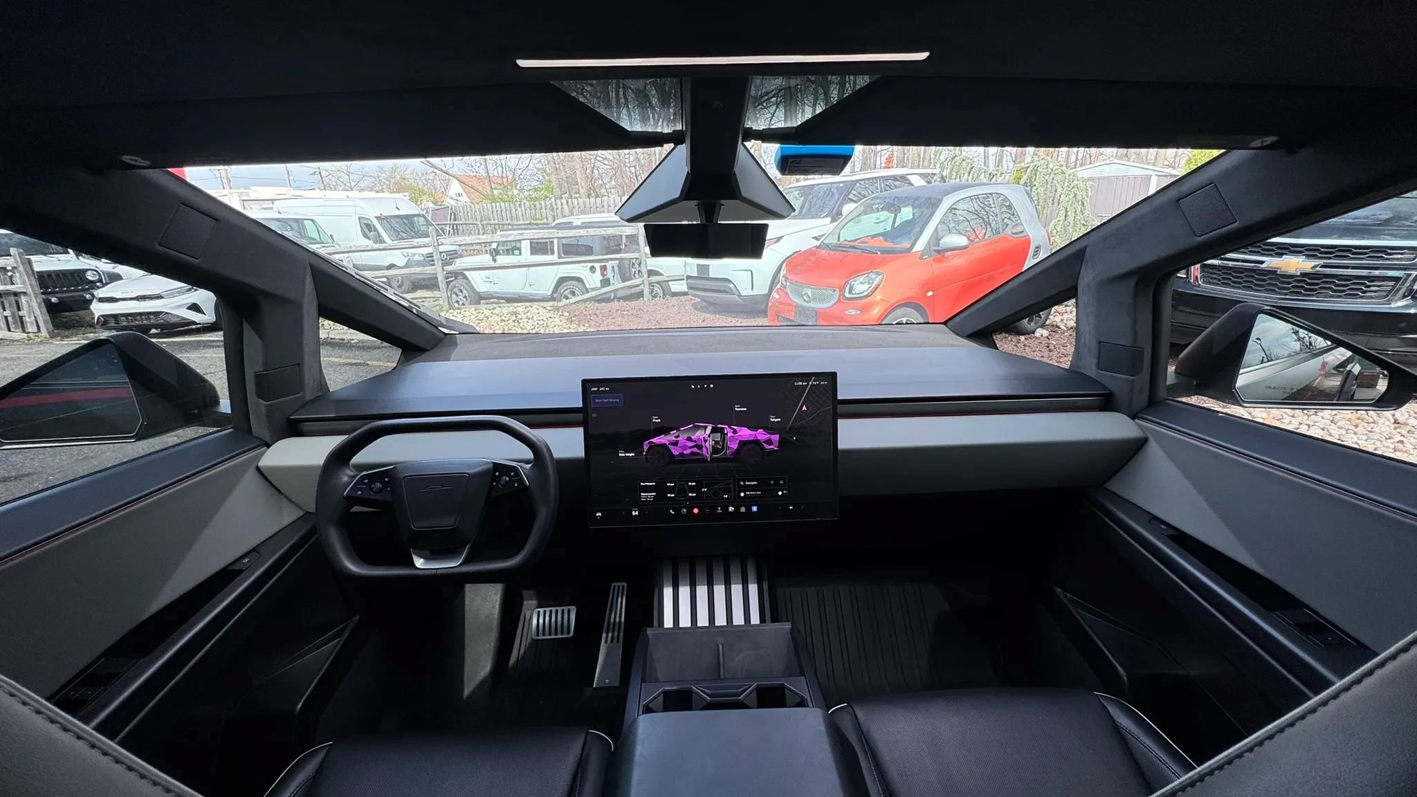 Used 2024 Tesla Cybertruck AWD Crew Cab image 21