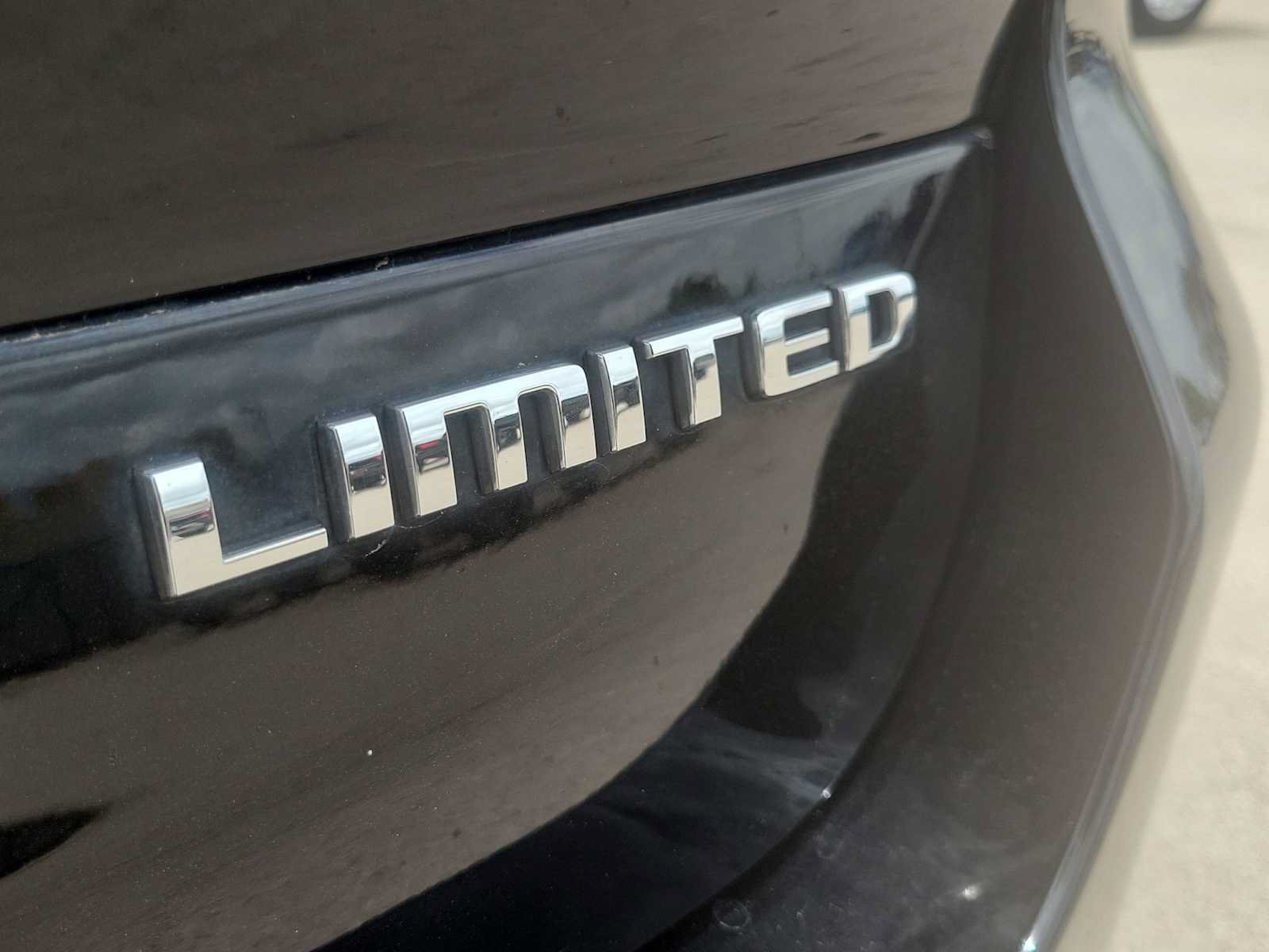 Used 2021 Jeep Grand Cherokee L Limited AWD/4WD image 11