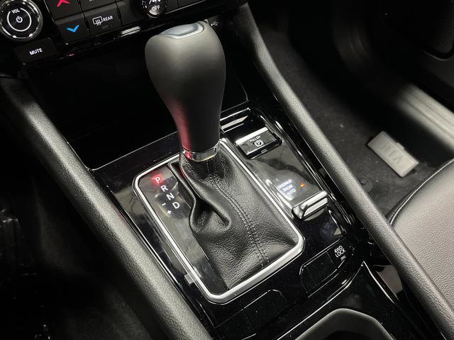 New 2026 Jeep Compass Limited image 20