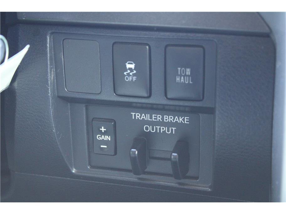 Used 2019 Toyota Tundra SR5 w/ SR5 Upgrade Package image 24