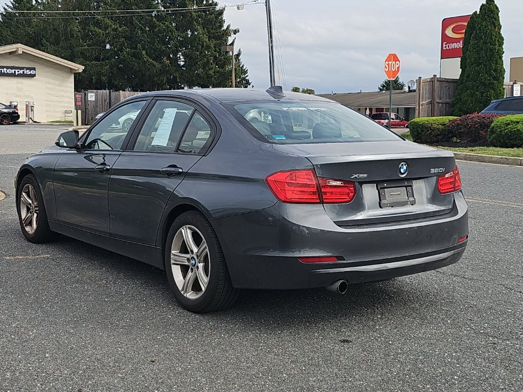 Used 2015 BMW 320i xDrive Sedan AWD/4WD image 15