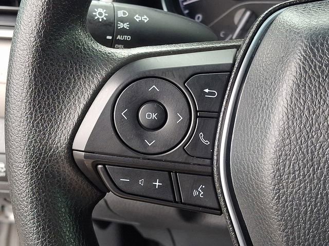 Used 2020 Toyota Camry LE FWD image 16