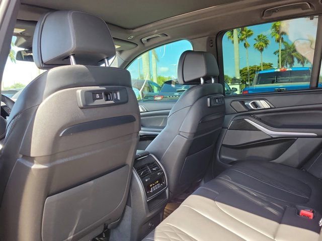 Used 2023 BMW X5 M50i w/ Executive Package AWD/4WD image 16